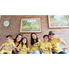 Gambar Kaos Baju atasan Couple sarimbit keluarga Oblong Find your self - M anak dari yeluzi Kab. Bandung 3 Tokopedia