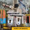 Gambar Pintu Kamar Mandi PVC TEBAL + KACA ES - LM Super White GLASSY ENGKOL - BUKAAN KANAN dari Hong Shop ID Kota Bekasi 3 Tokopedia