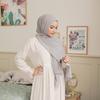 Gambar Hijab Ellysha ROMANSA LUXURY BARBIE SHAWL SOFT GREY dari Hijab Ellysha Official Kota Tangerang Selatan 3 Tokopedia