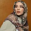 Gambar Jilbab DP Studio Dian Pelangi OFFICIAL Hijab Kerudung Scarf Khimar - Prada dari Dian Pelangi Official Kota Pekalongan 1 Tokopedia