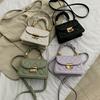 Gambar READY TAS SELEMPANG WANITA IMPORT HANDLE KERUT - Green dari SUNFLOBDG Jakarta Barat 2 Tokopedia