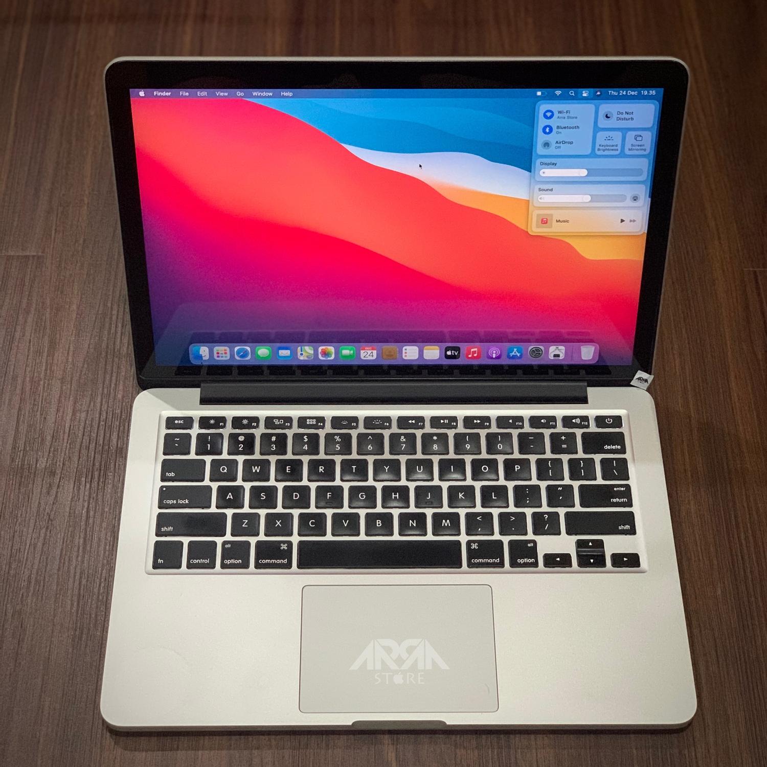 MacBook Pro Retina 13 Early 2015 // RAM 16GB ROM 512GB 英字キーボード
