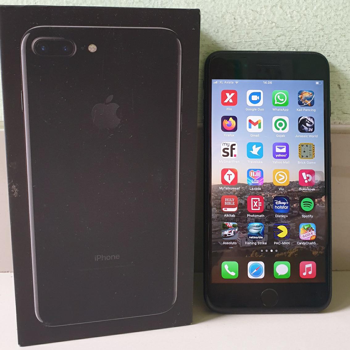 iPhone7 Plus もったいなく Black 128GB SIMフリー(新品イヤホン付)