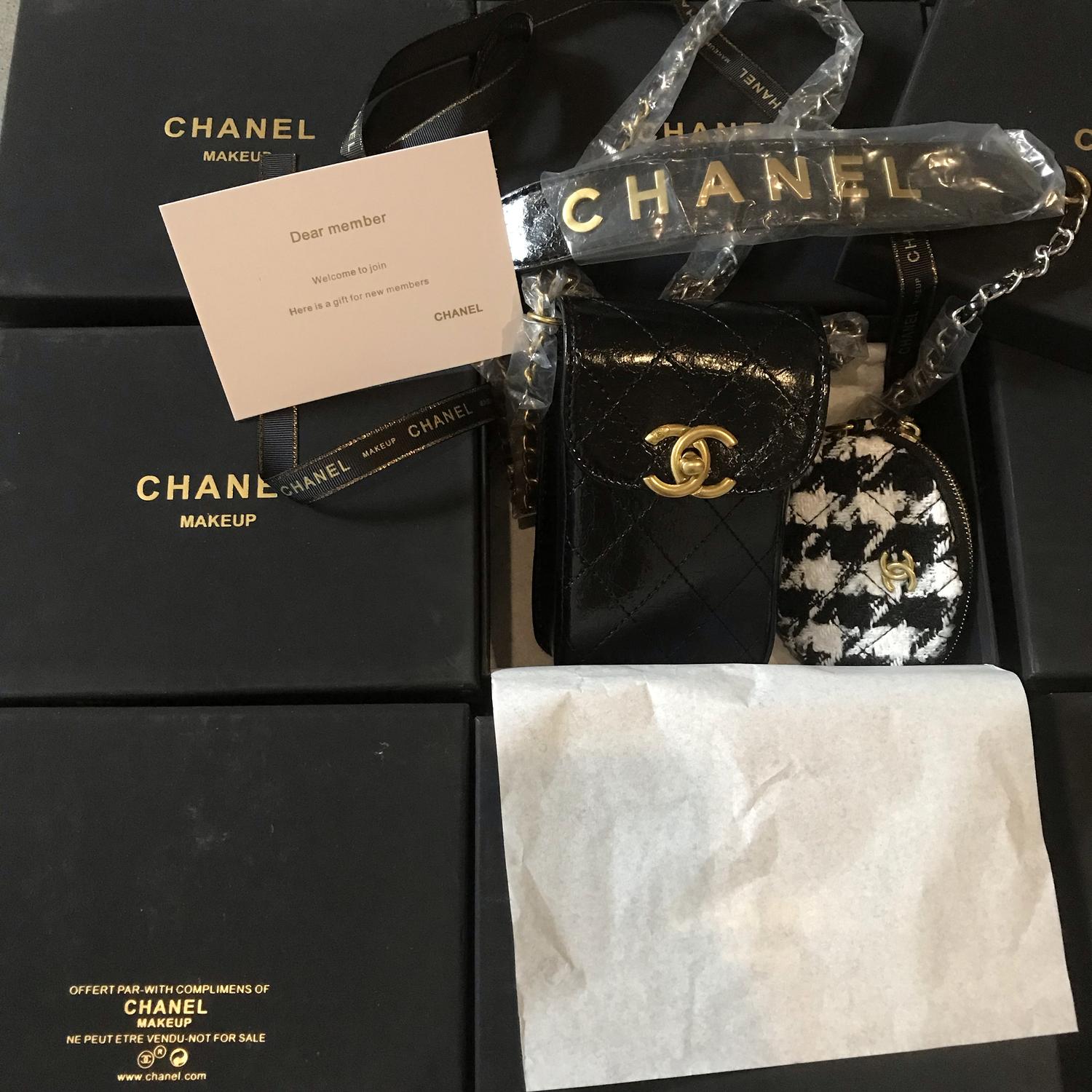 Is Chanel Vip Gift Bag Authentic Chanel Vanity Vip Gift Chain Vip