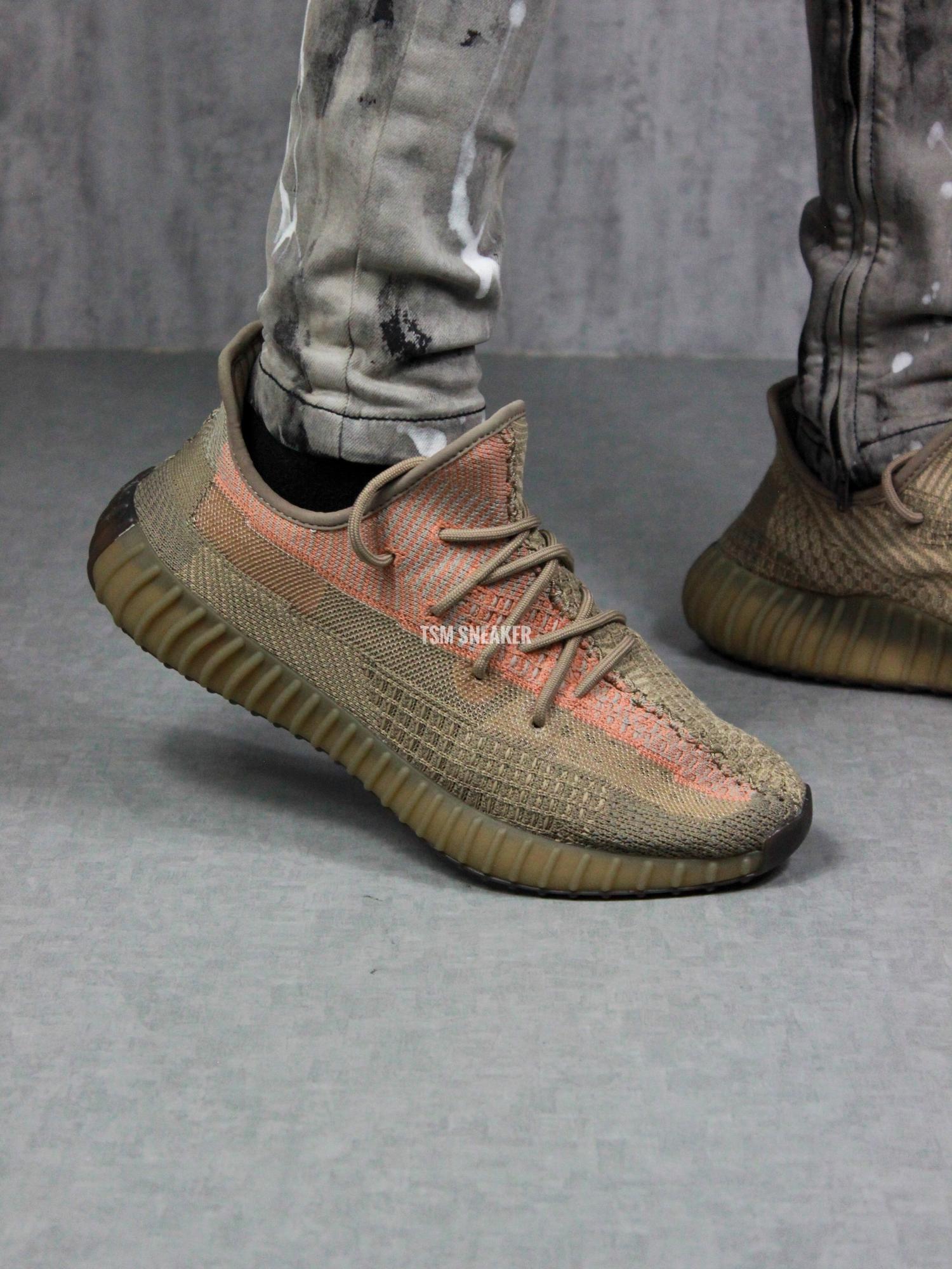 Yeezy Sand Taupe On Feet Jual Yeezy Sand Taupe Murah Harga Terbaru