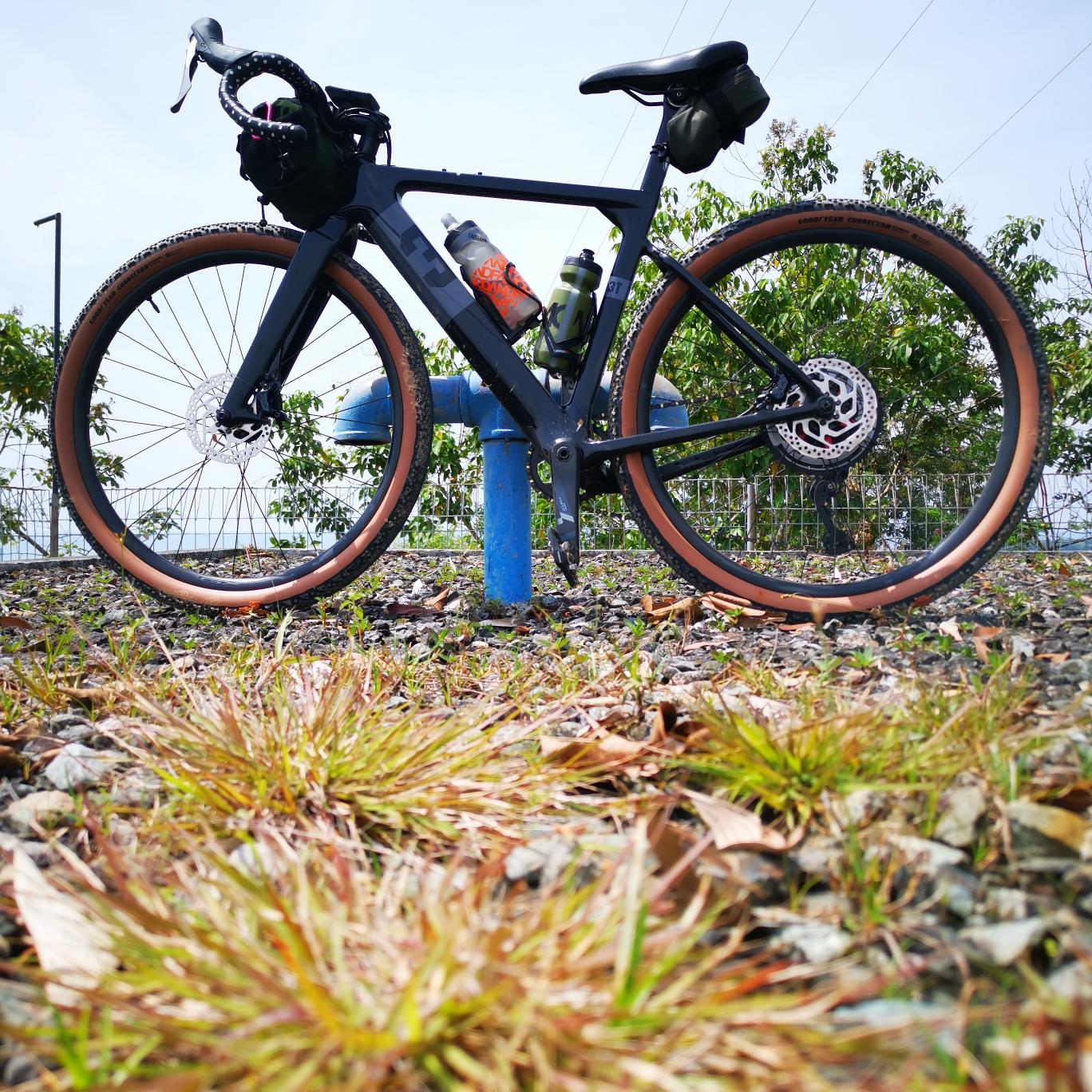 ローベル① X22R 250cc | Front Brake Pads (190511-6)