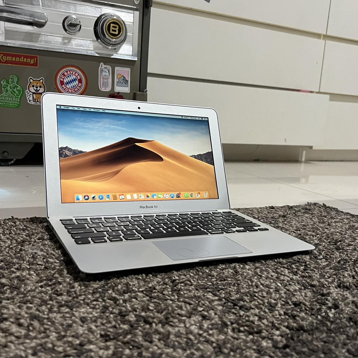 MacBook Air 11inch Mid2012 MD224J/A Core i5 1.7GHz/4GB/SSD128GB