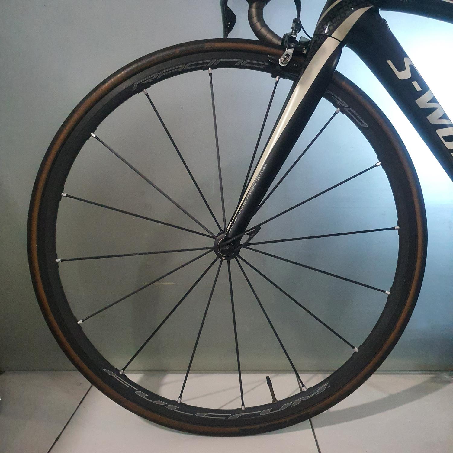 Fulcrum Racing Zero Nite レーゼロナイト
