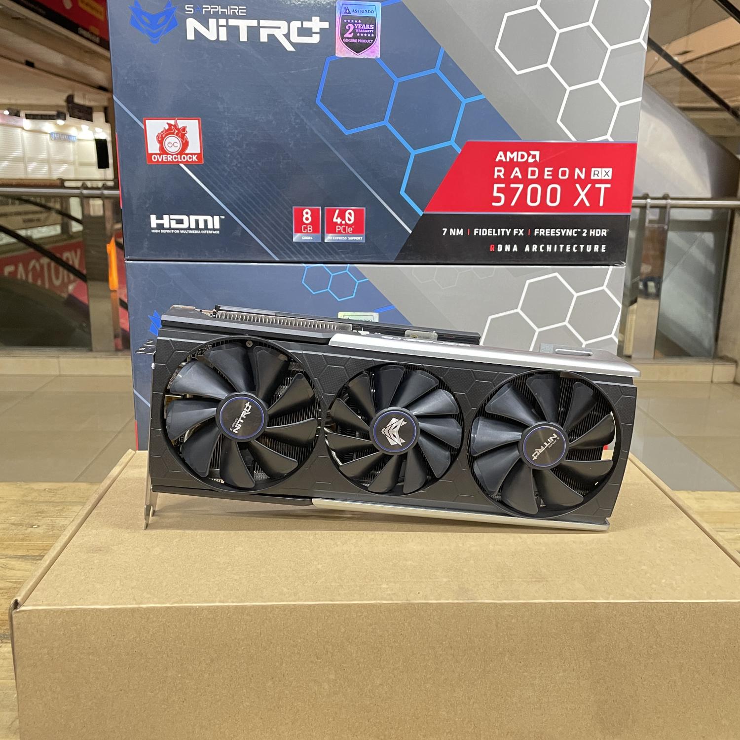 Sapphire Nitro+ Radeon RX 5700 XT 本体 Jual Sapphire Rx 5700Xt