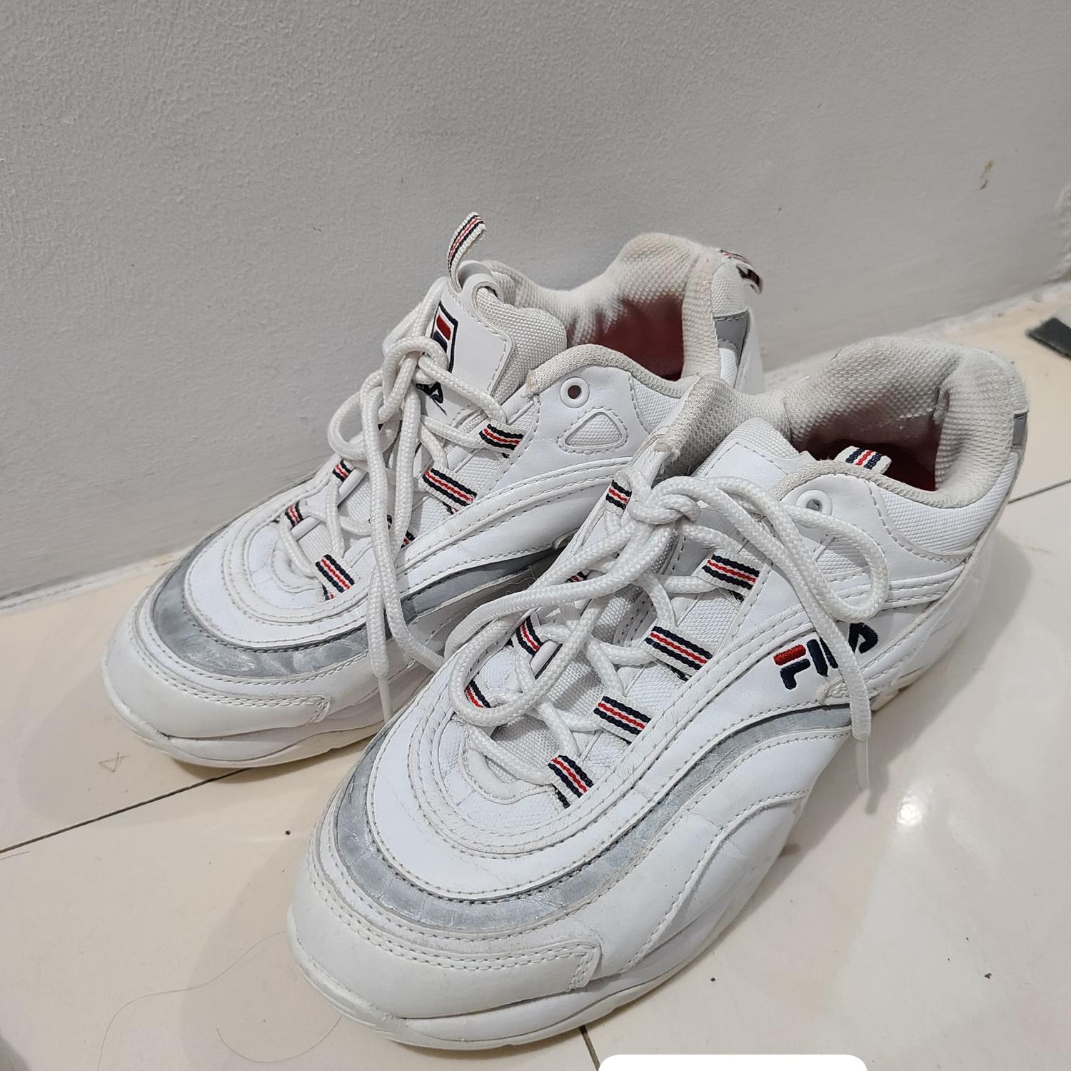 Hotel Kalinga Reebok Club Coast Shoes Zapatillas Fila Blancas