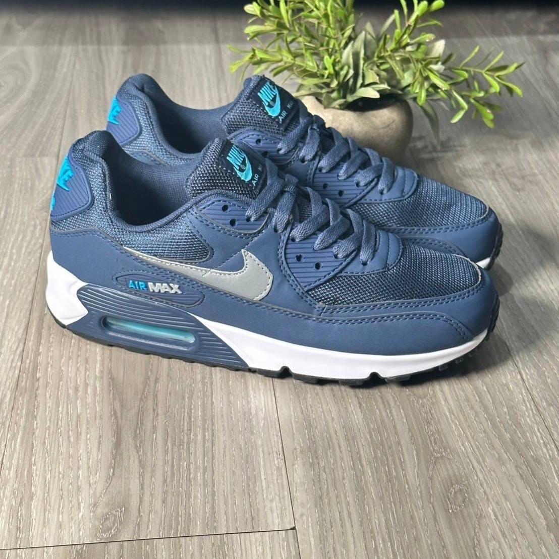 Hotel Kalinga Nike Air Max Tn Ultra Blue Hotel Kalinga Nike Air