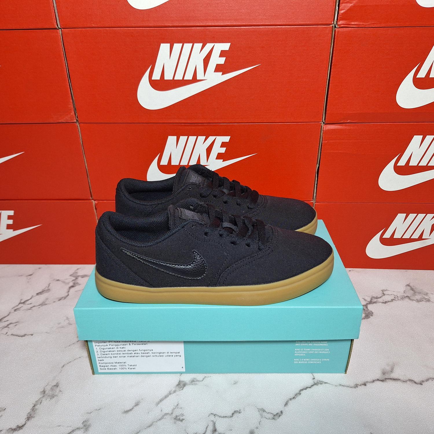 Nike Sneaker Nike Check Sb Solarsoft Buy Grey Sneakers For Men By