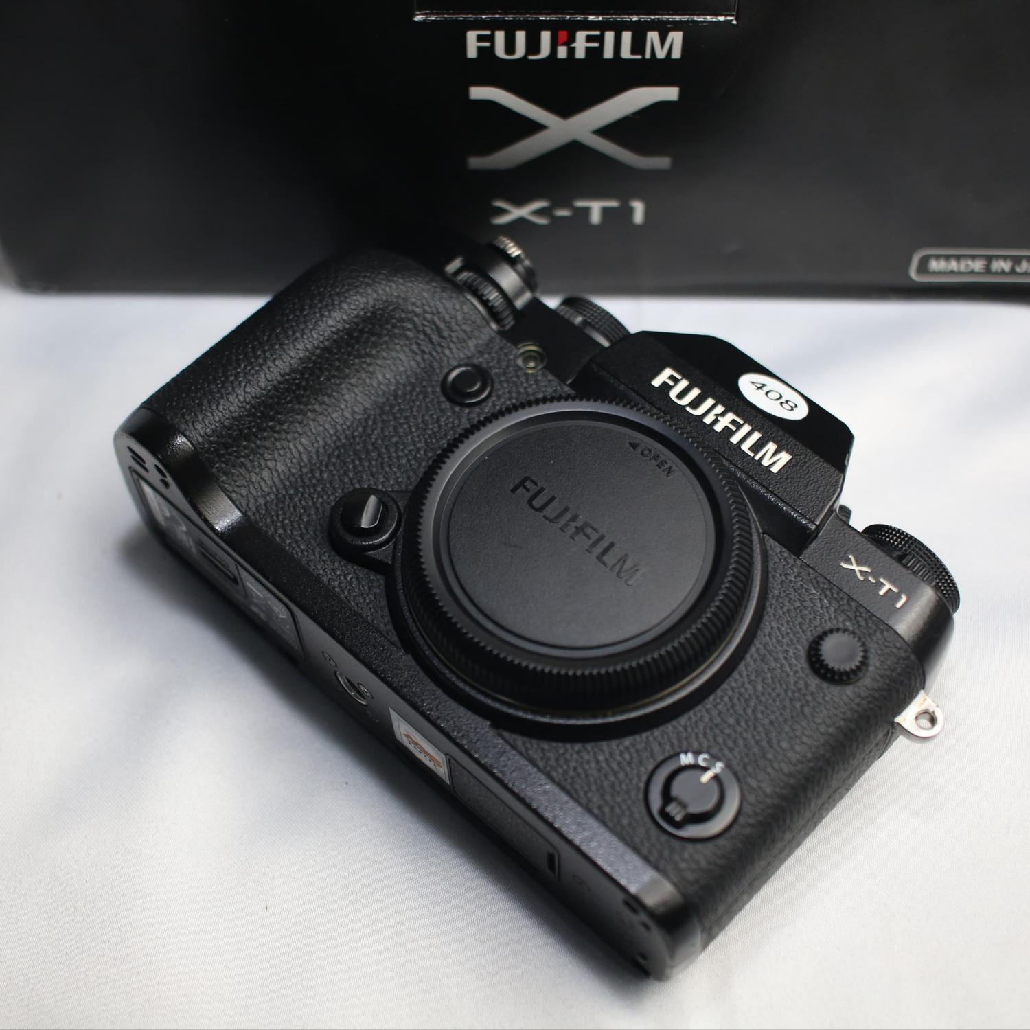 FUJIFILM X-T1 ボディ ミラーレスカメラ（FUJIFILM ミラーレス一眼 X  