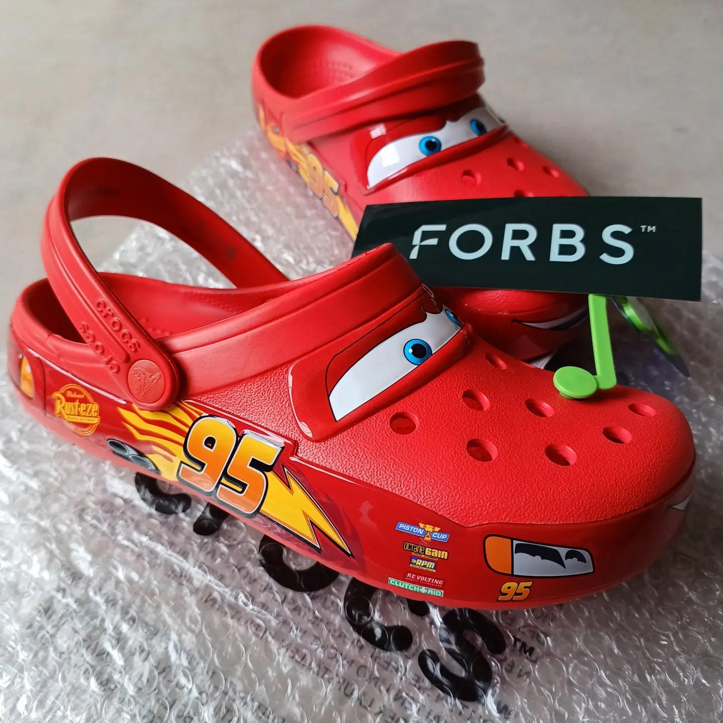 lightning-mcqueen-crocs