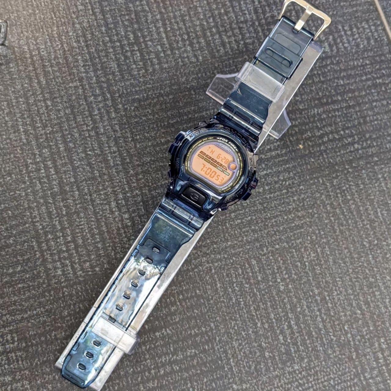 カシオ G-SHOCK dw002 不確か カスタムジャイアンツカラー w71