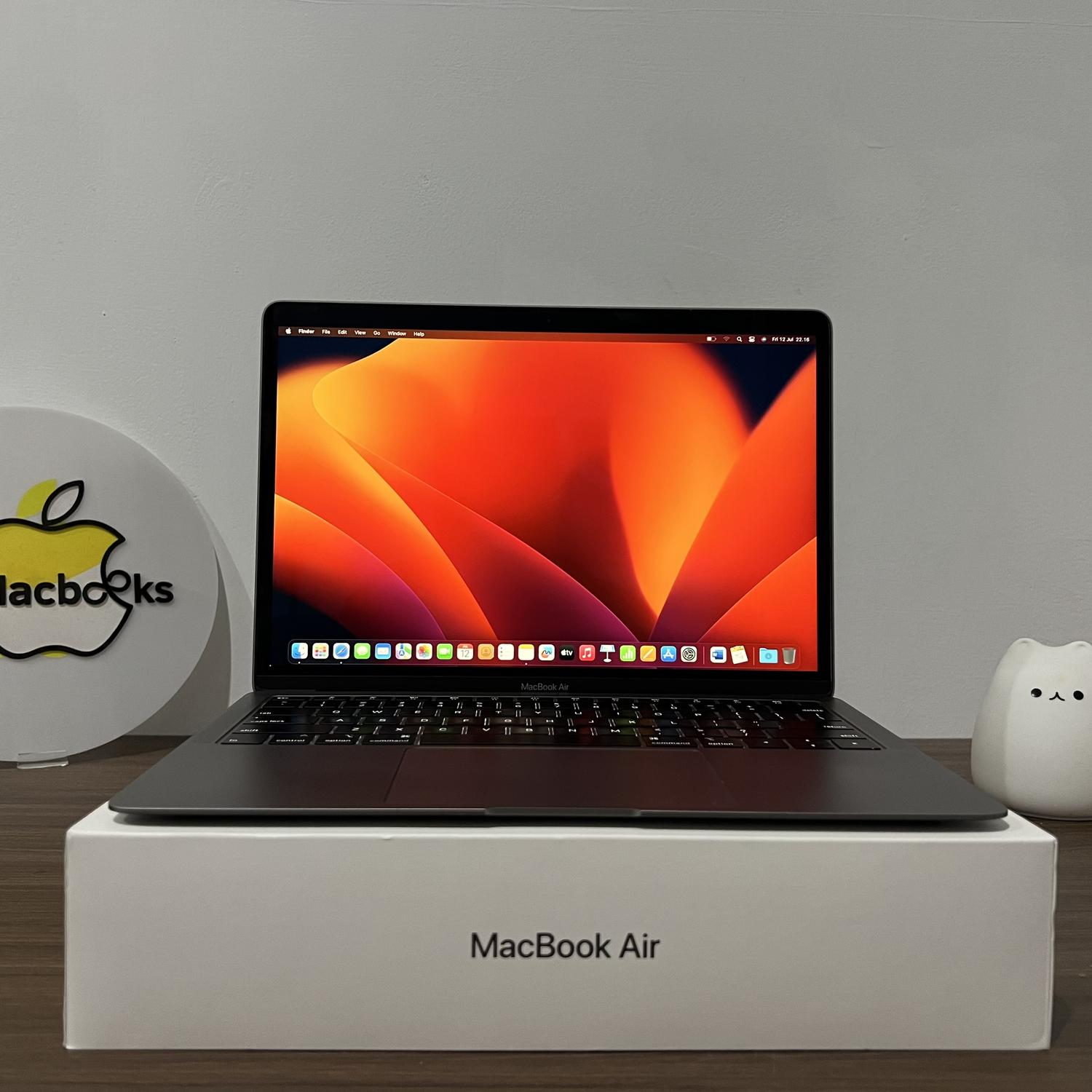 中古〕Apple(アップル) MacBook Air 13.3-inch Early 2020