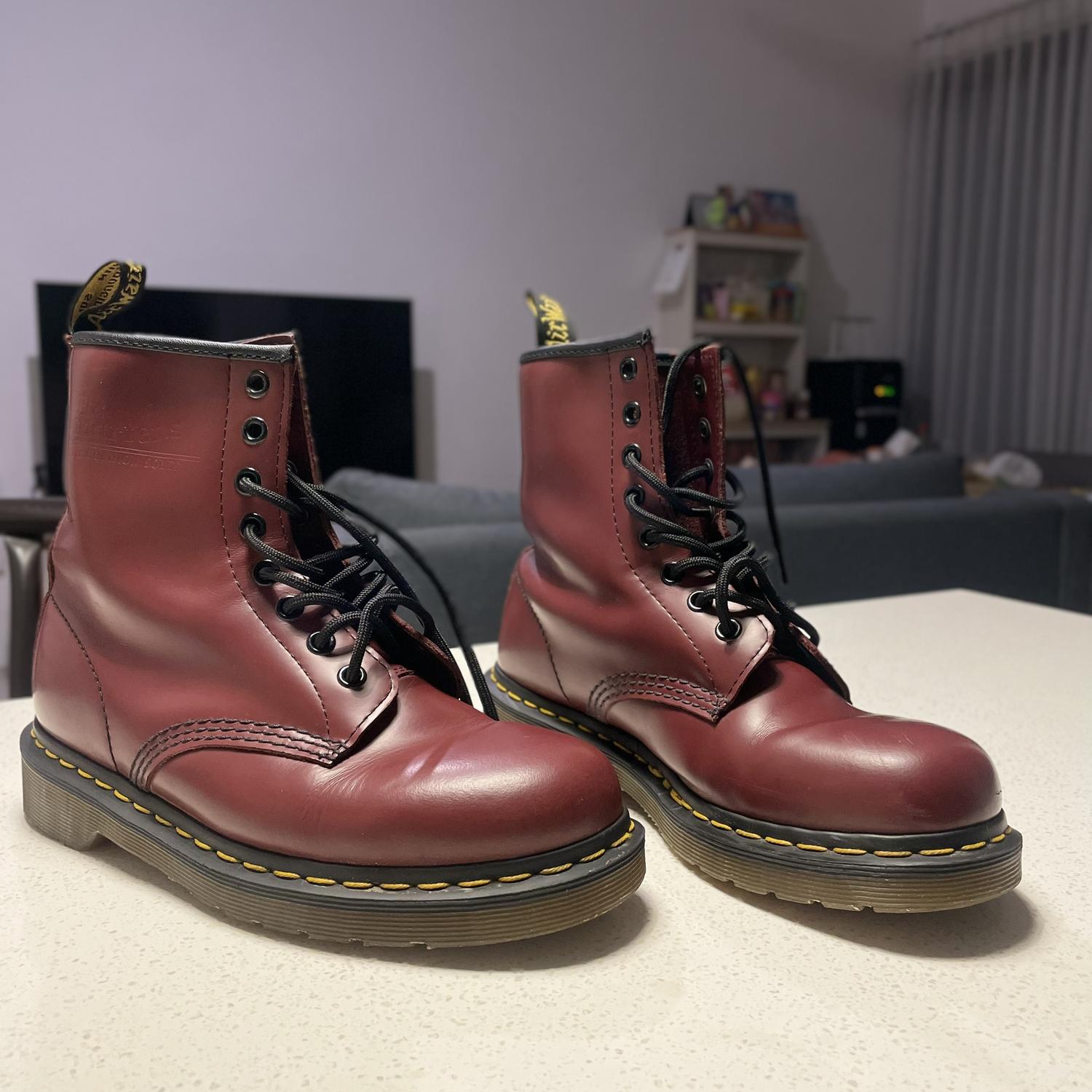 SVJ019 Dr Martens ドクターマーチン Air Wair 空しい ブーツ