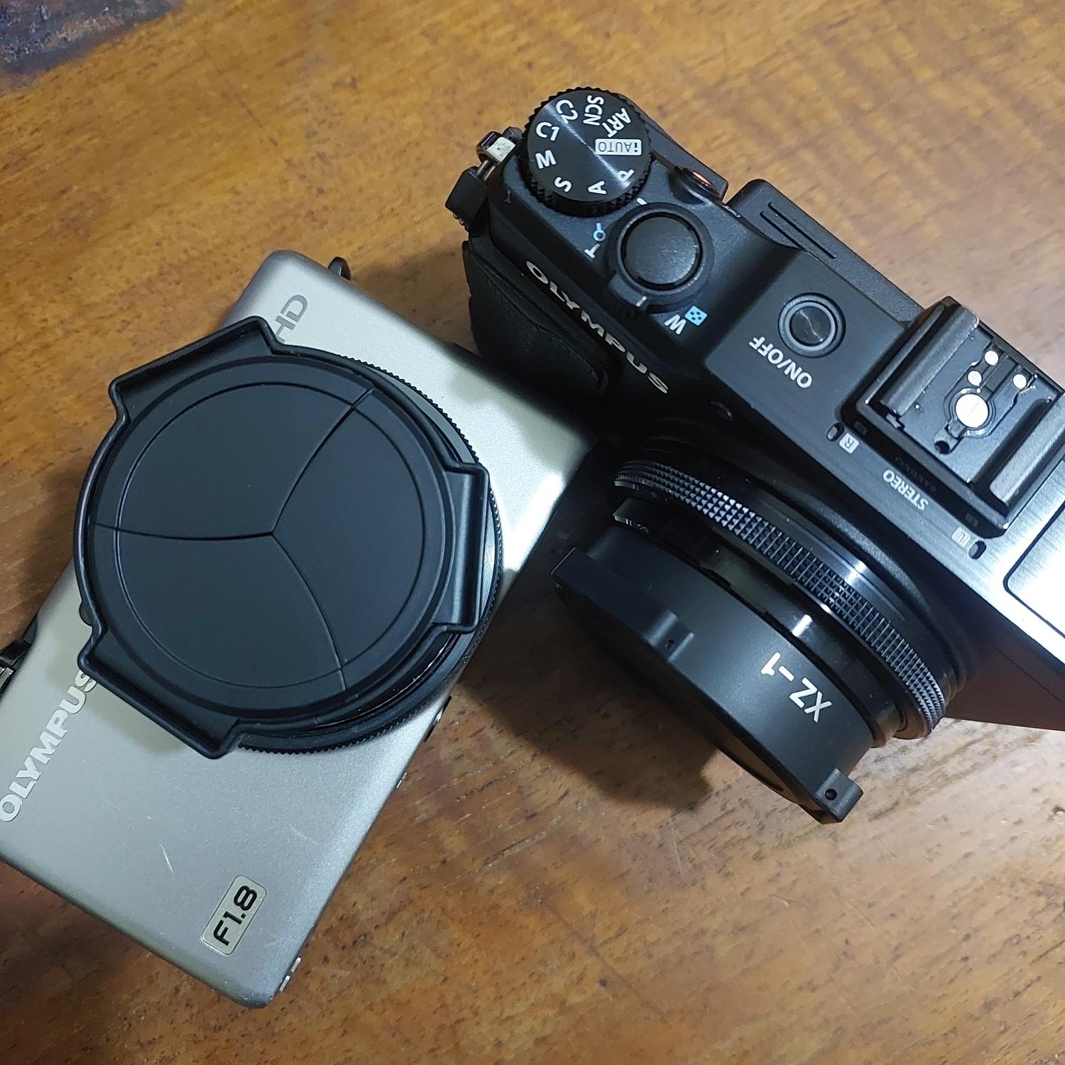 OLYMPUS デジタルカメラ XZ-1 ブラック 1000万画素 1/1.63型高