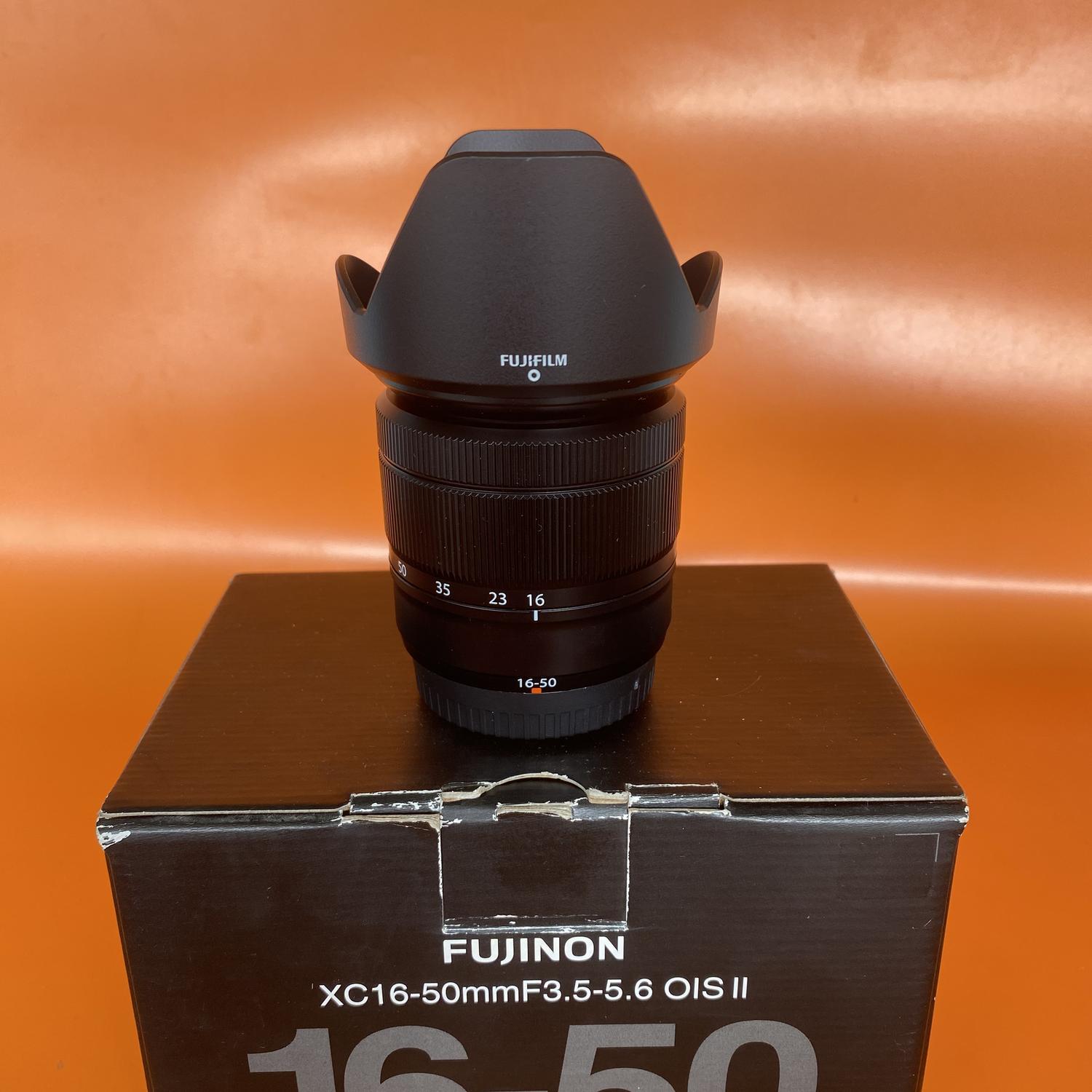 中古】(非常に良い)Fujifilm XC 16-50mm f/3.5-5.6 OISレンズ(ブラック  
