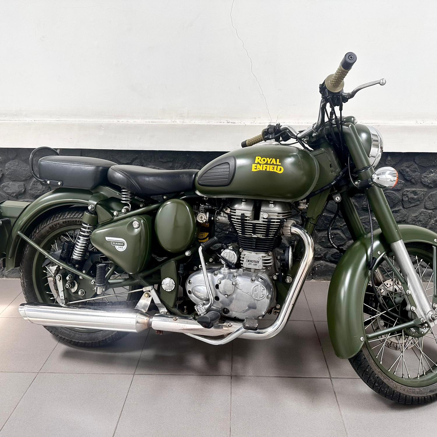 Classic 500 Military Green Classic 350 Classic Battle Royal