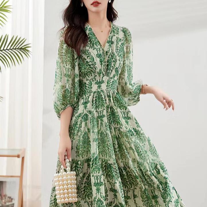 タグ付】Winter Floral Long-sleeve Dress 【公式通販】