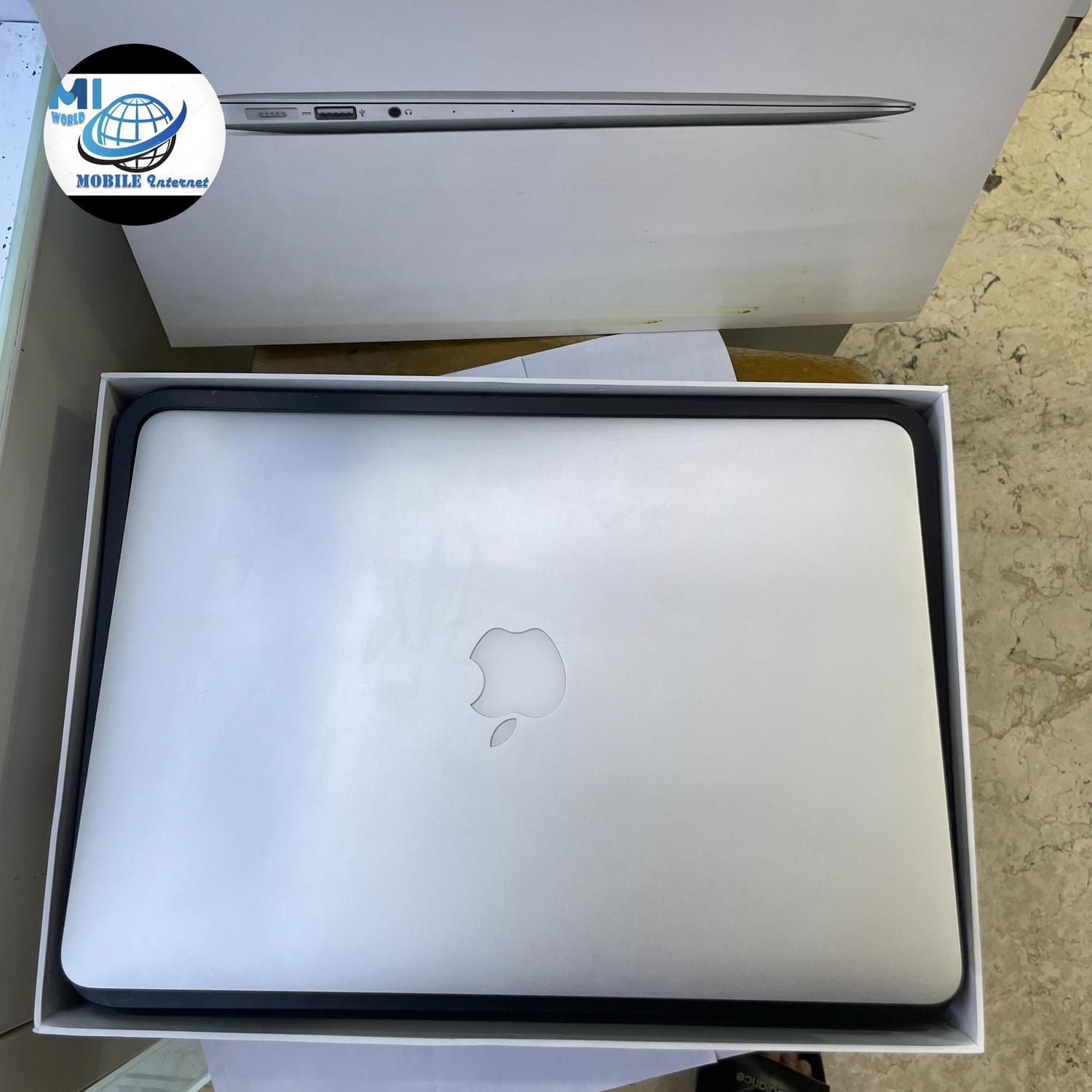 美品 Apple MacBook Air 2017 MQD32J/A おまけ付き 【公式通販】