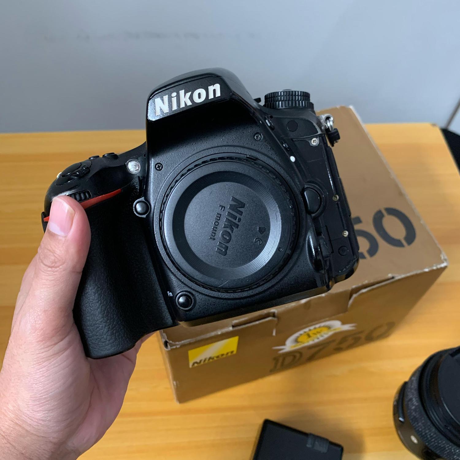☆極上品☆ NIKON ニコン D750 標準 望遠 ダブルレンズセット ☆極上品☆ NIKON ニコン D750 標準 望遠 ダブルレンズセット