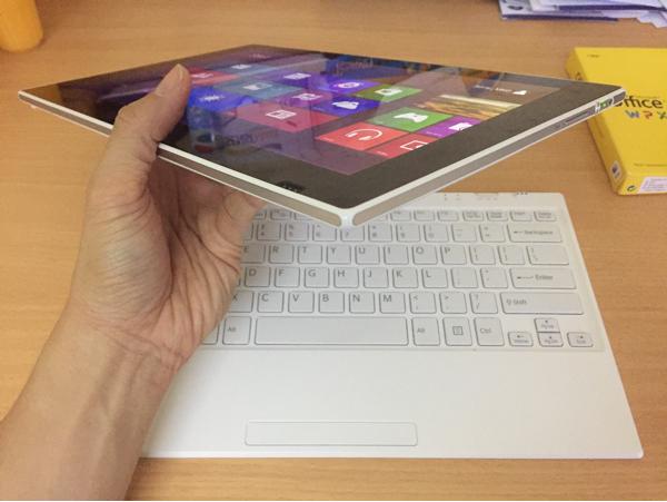 苫小牧バナナ】ソニー/SONY タブレットPC VAIO Tap 11 i5 4210Y メモリ