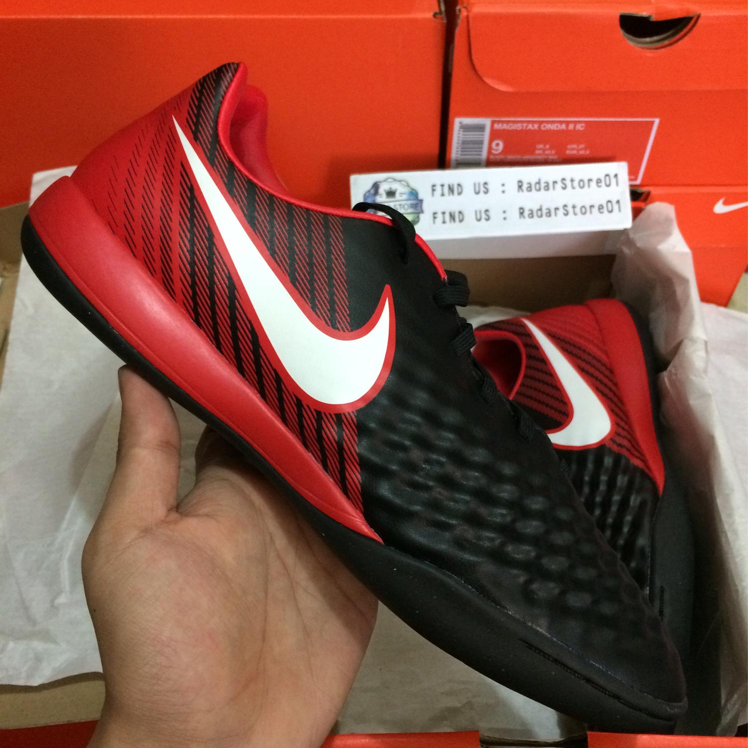 Football Boots Zapatilla Nike Magistax Finale Ic Nike HypervenomX