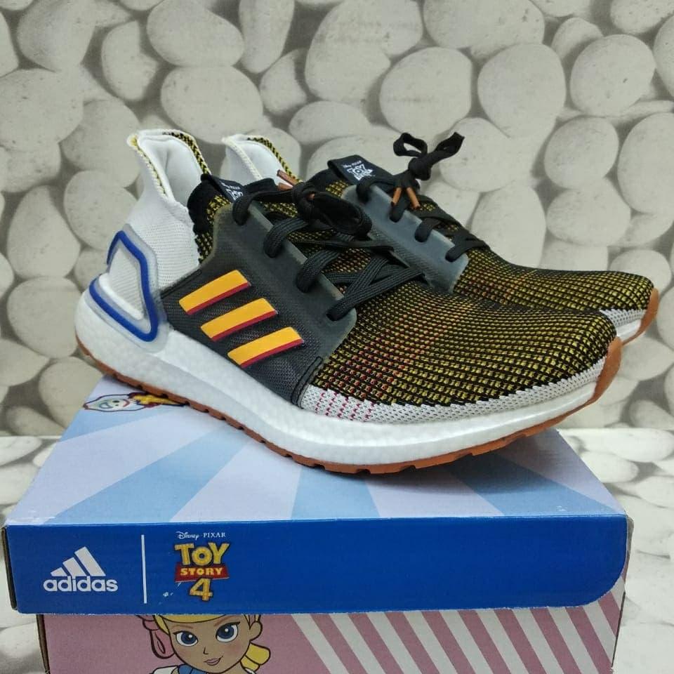Jual Adidas Ultra Boost Black Gold Murah Terbaik Harga Terbaru