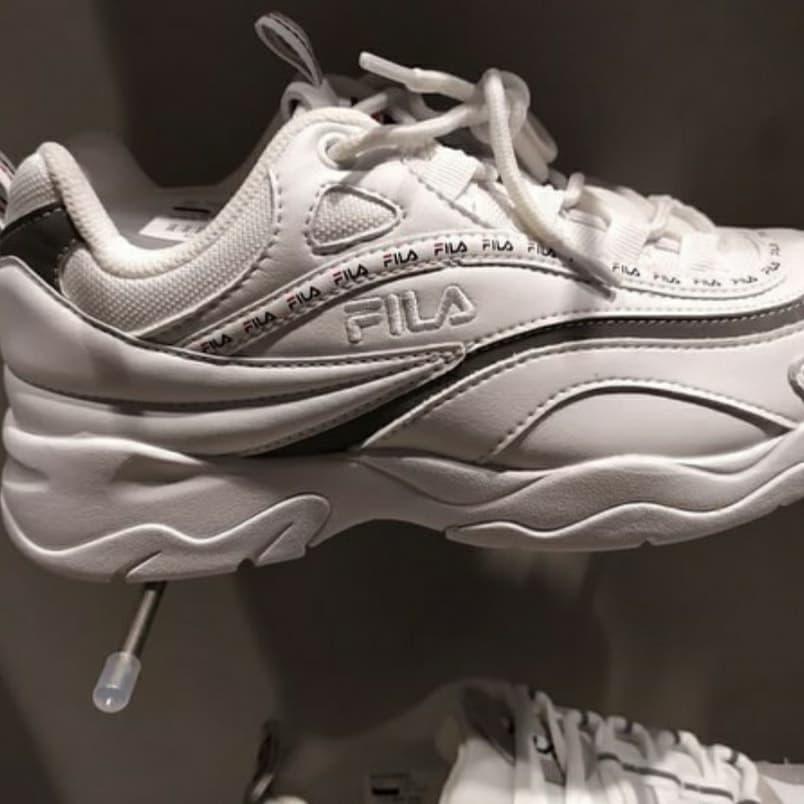 Jual Sepatu Import Fila Model Desain Terbaru Harga Oktober