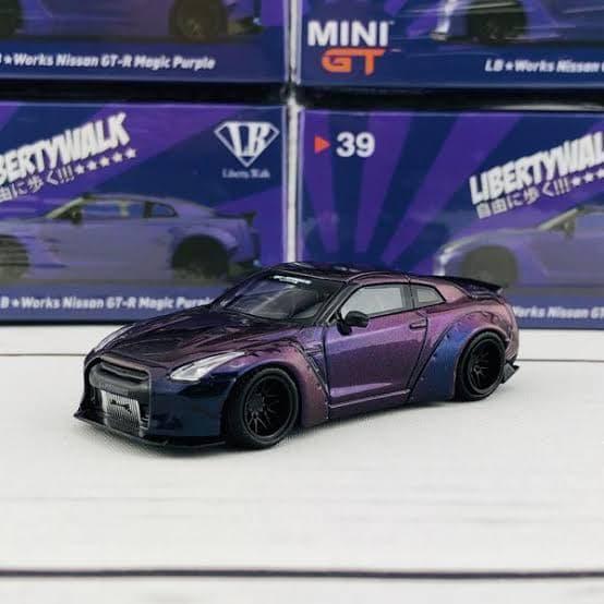MINIGT LB★Works Nissan GT-R Magic Purple MINI GT 73 Toysrus LB WORKS Nissan GT-R (R35) Magic Purple w