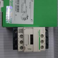 Contacteur Schneider LC1D18M7 220V AC 18A 3 Poles | Pour Montage Sur Rail DIN - Neuf