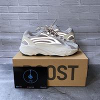 yeezy 700 v2 static white