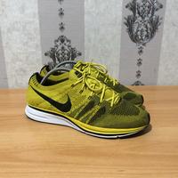 black flyknit trainers