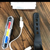 Lampu belakang sepeda ultra terang 3 warna(merah putih biru) recharge