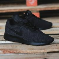 nike tanjun black