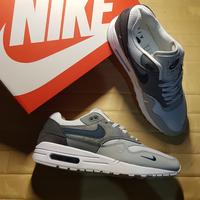 cheap air maxs 1