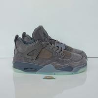 kaws 4 grey