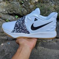 kyrie 4 low white black