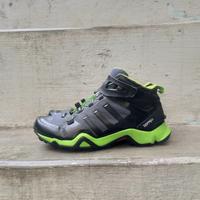 Jual Adidas Terrex Mid Terbaik - Harga Murah May 2022 \u0026 Cicil 0%