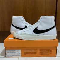 nike blazer total black