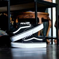 platform old skool checkered vans