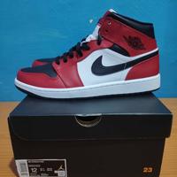 Jual Air Jordan 1 Mid Chicago Black Toe Model \u0026 Desain Terbaru - Harga May  2022
