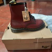 Jual Dr Martens Red Model \u0026 Desain Terbaru - Harga June 2022