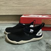 nike sock type shoes