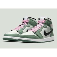 NIKE Air Jordan 1 Mid Pine Green | iStyle