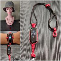 Xiaomi Mi Band 6 v Amazfit Band 5: cheap trackers face-off