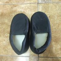 sepatu badut mampang