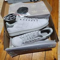 stan smith light grey